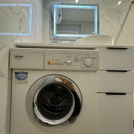 Brand New Apartament Tirana Apartment Ngoại thất bức ảnh